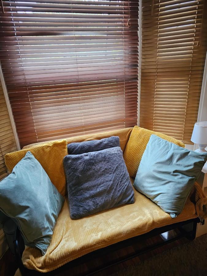 Ensuite Double Room Elizabeth Line Abbeywood Abbey Wood Bagian luar foto